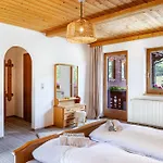 A Nett's Nest Konukevi 3*