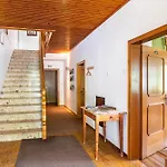 بيت ضيافة A Nett's Nest 3*