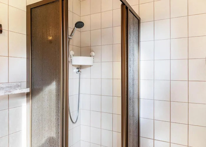 A Nett's Nest בית הארחה